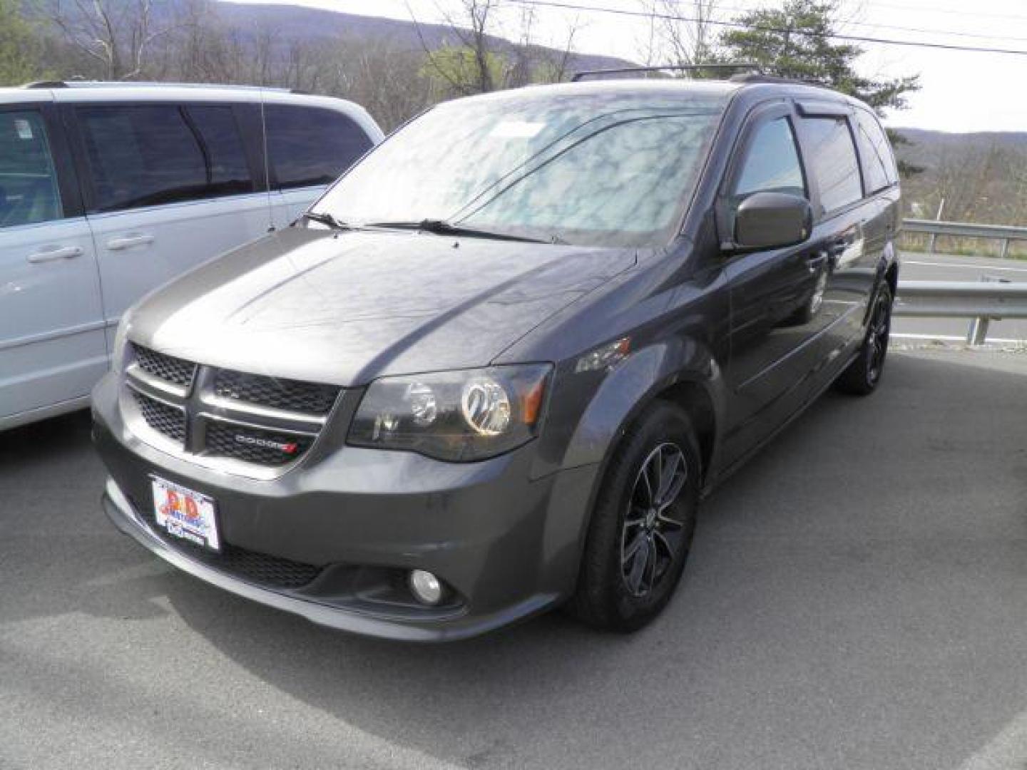 2017 GRAY Dodge Grand Caravan GT (2C4RDGEG5HR) with an 3.6L V6 engine, AT transmission, located at 19521 New George's Creek Rd SW, Barton, MD, 21521, (301) 463-2404, 39.524323, -79.017906 - Photo#0