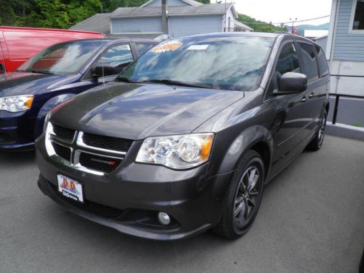 2017 GRAY Dodge Grand Caravan SXT (2C4RDGCG8HR) with an 3.6L V6 engine, AT transmission, located at 15520 McMullen Hwy SW, Belair, MD, 21502, (301) 729-3700, 39.581375, -78.846451 - Photo#0