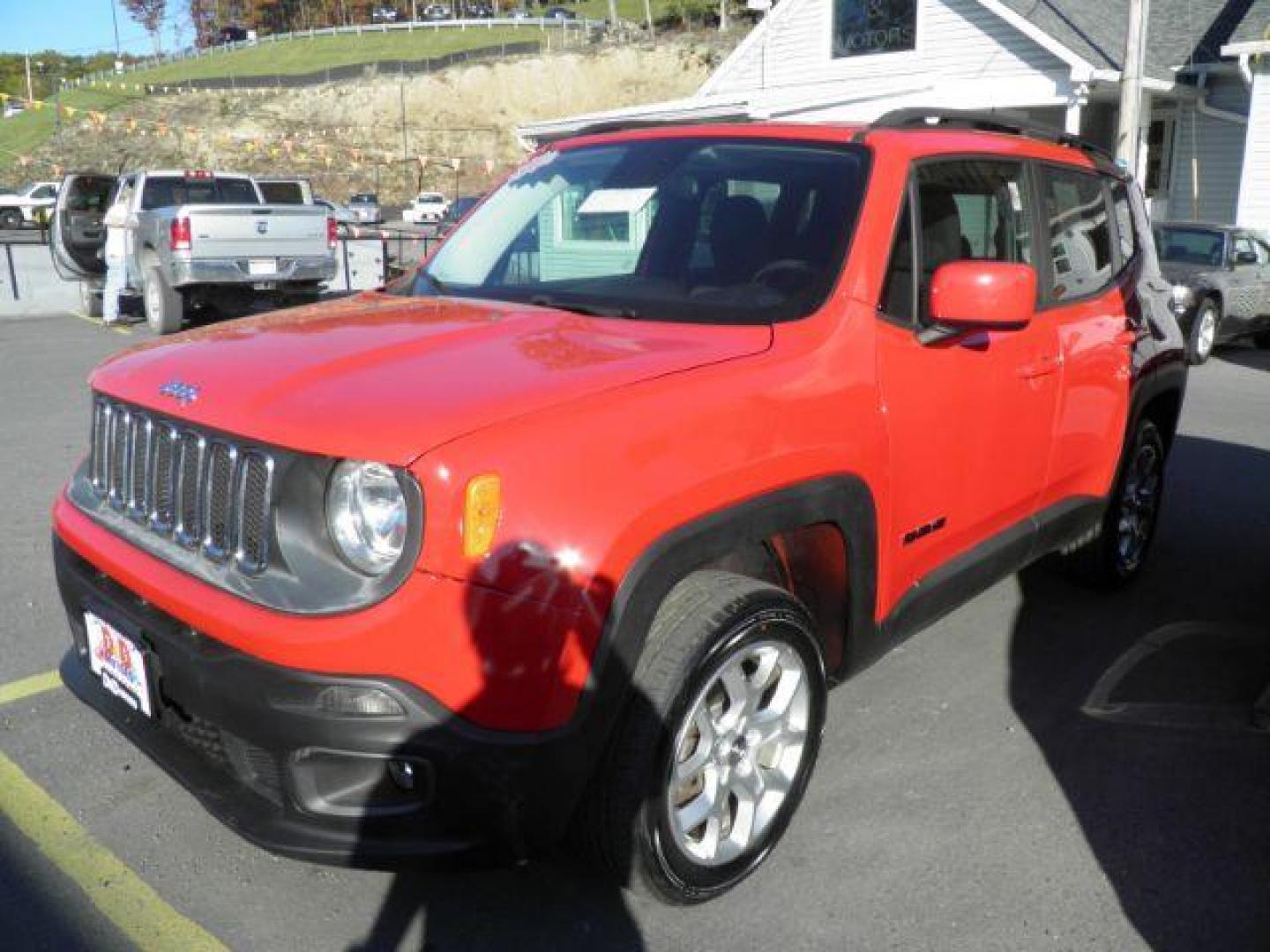 2017 RED JEEP RENEGADE Latitude 4WD (ZACCJBBB5HP) with an 2.4L L4 engine, AT transmission, located at 15520 McMullen Hwy SW, Belair, MD, 21502, (301) 729-3700, 39.581375, -78.846451 - Photo#0