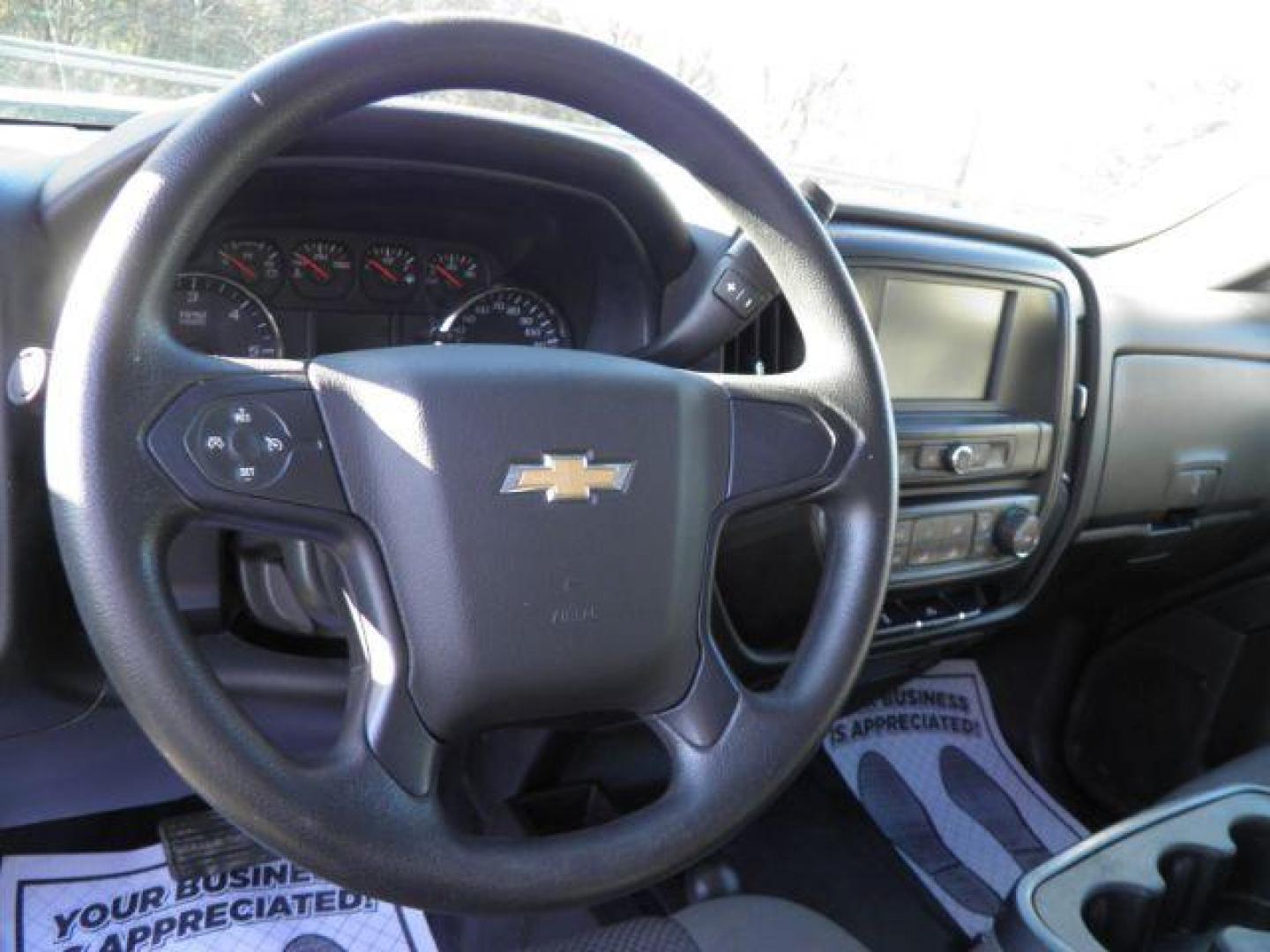 2018 WHITE Chevrolet Silverado 1500 LS Crew Cab Long Box 4WD (3GCUKNEC6JG) with an 5.3L V8 engine, AT transmission, located at 15520 McMullen Hwy SW, Belair, MD, 21502, (301) 729-3700, 39.581375, -78.846451 - Photo#2