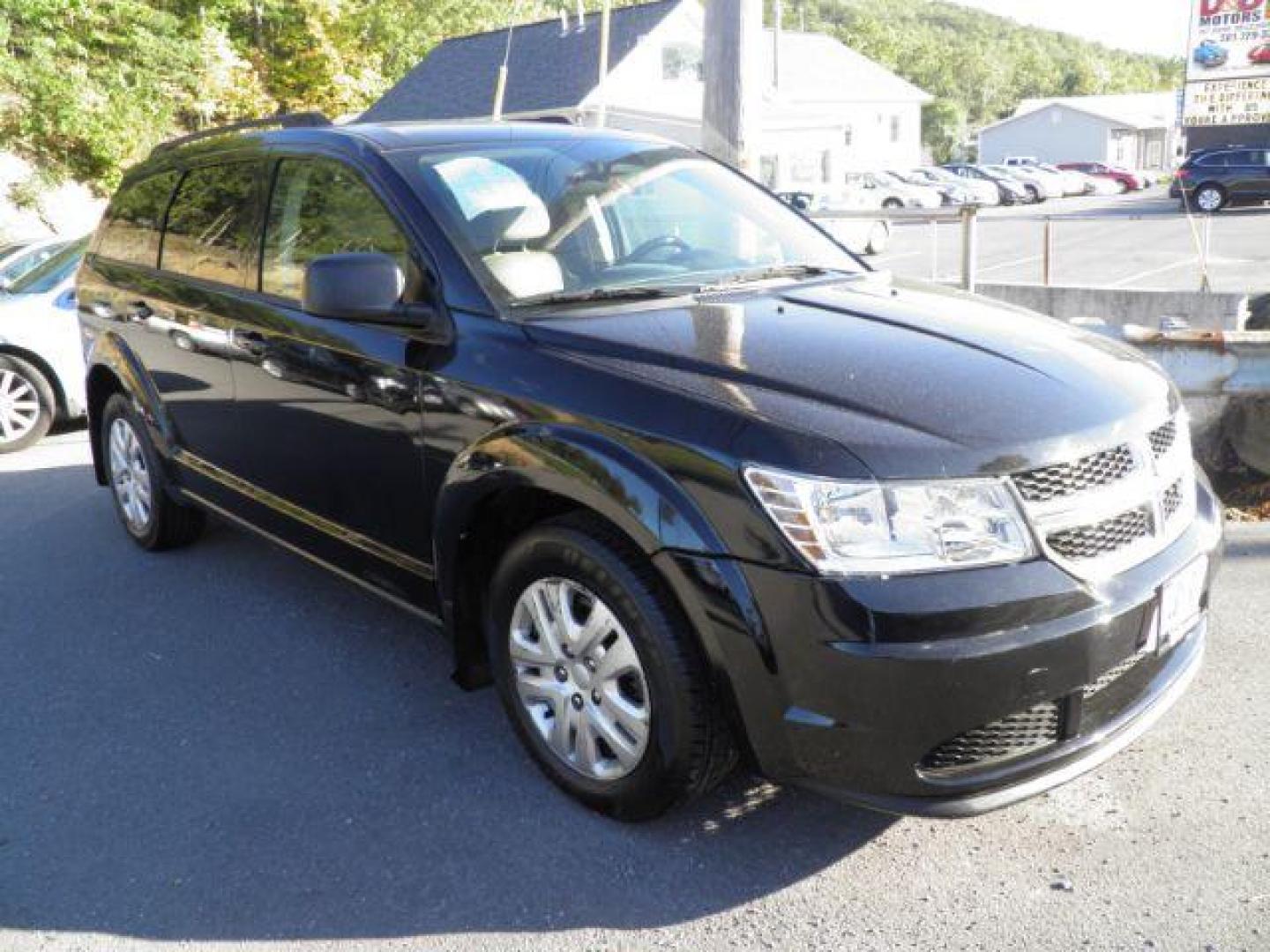 2018 BLACK Dodge Journey SE (3C4PDCAB6JT) with an 2.4L L4 engine, AT transmission, located at 15520 McMullen Hwy SW, Belair, MD, 21502, (301) 729-3700, 39.581375, -78.846451 - Photo#0