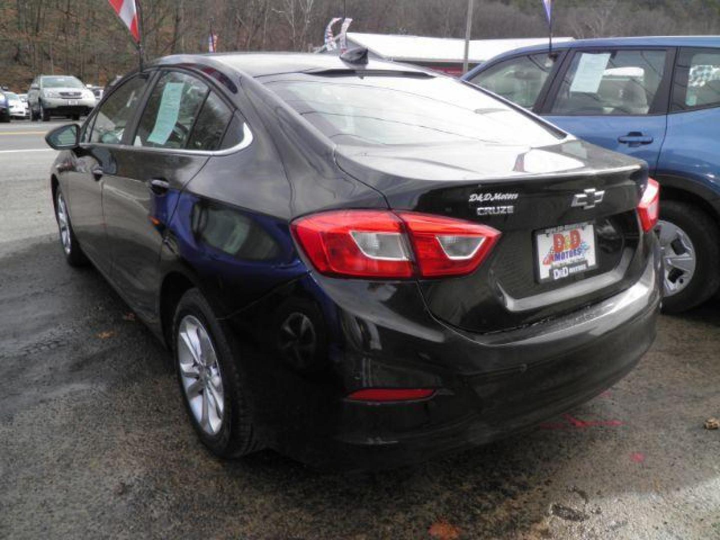 2019 BLACK /Jet Black, cloth Chevrolet CRUZE LT Auto (1G1BE5SM4K7) with an 1.4 TRBO engine, AT transmission, located at 19521 New George's Creek Rd SW, Barton, MD, 21521, (301) 463-2404, 39.524323, -79.017906 - Photo#4