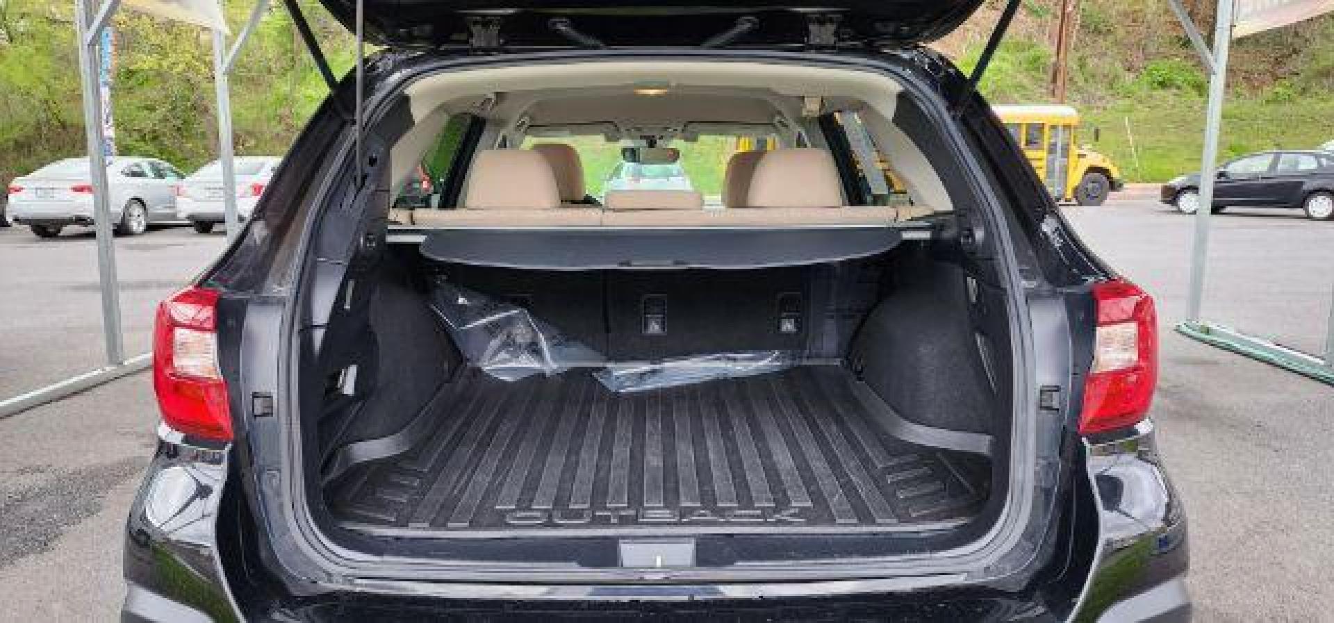 2019 BLACK /Warm Ivory Cloth, cloth SUBARU OUTBACK 2.5i Premium (4S4BSAFC7K3) with an 2.5 L4 engine, AT transmission, located at 15520 McMullen Hwy SW, Belair, MD, 21502, (301) 729-3700, 39.581375, -78.846451 - FOR A BETTER PRICE CALL PAUL AT 301-268-8150 - Photo#10